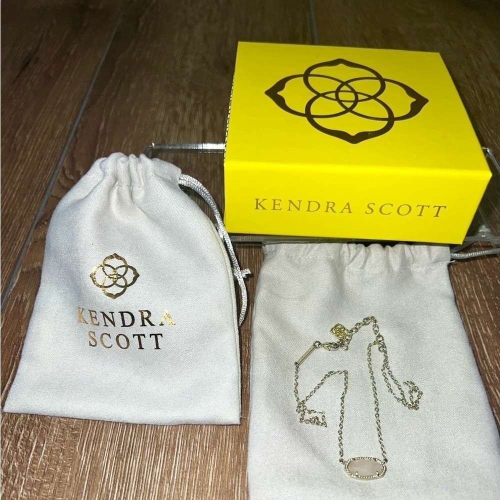 Kendra Scott Elisa necklace